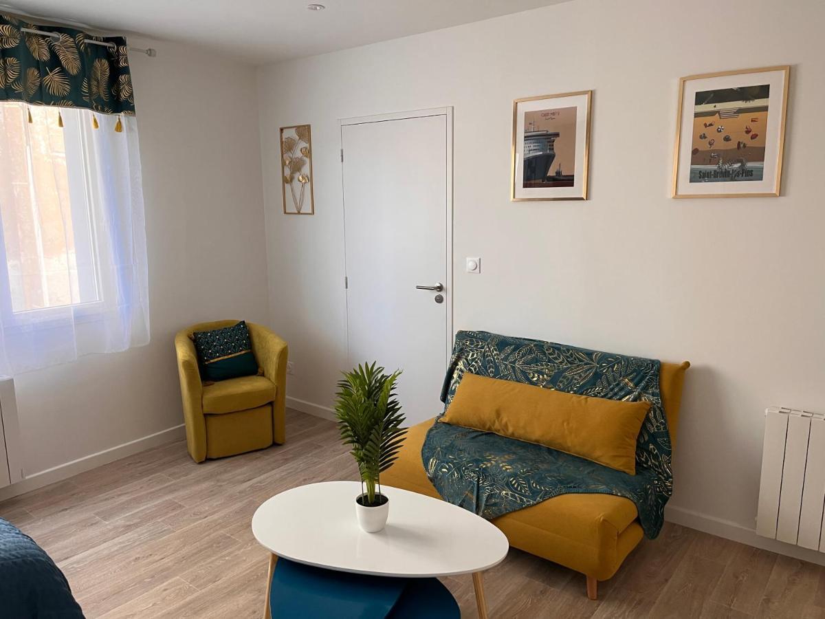 Studio Cosy Avec Terrasse, Proche Chantiers Et Airbus Saint-Nazaire  Esterno foto